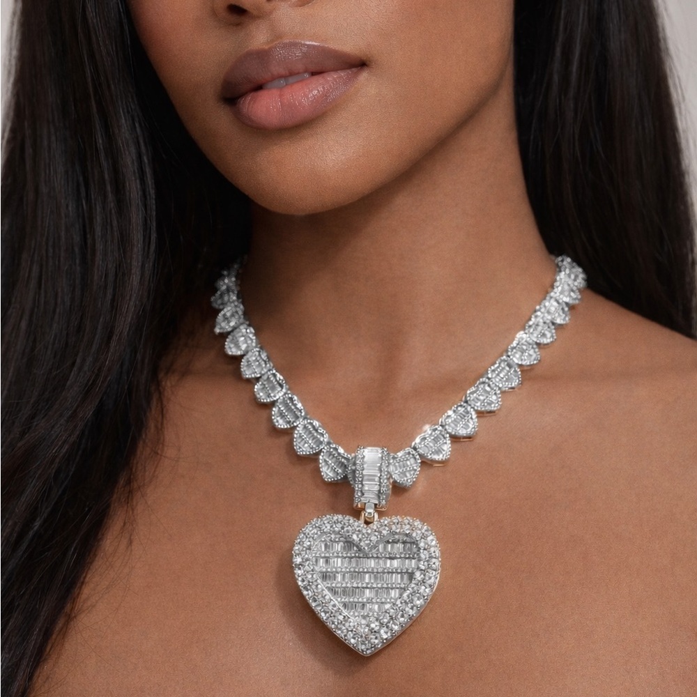 Silver Heart locket Pendant Necklace 16inch